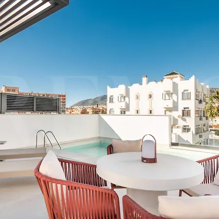 House With Private Rooftop Pool, Cinema, Gym Rems Torremolinos