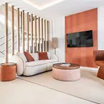 House With Private Rooftop Pool, Cinema, Gym Rems 别墅 托雷莫利诺斯