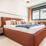 别墅 House With Private Rooftop Pool, Cinema, Gym Rems *