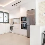 别墅 House With Private Rooftop Pool, Cinema, Gym Rems