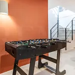 House With Private Rooftop Pool, Cinema, Gym Rems 别墅