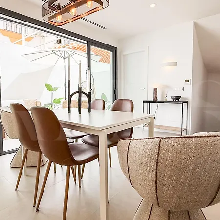 Вилла House With Private Rooftop Pool, Cinema, Gym Rems Торремолинос