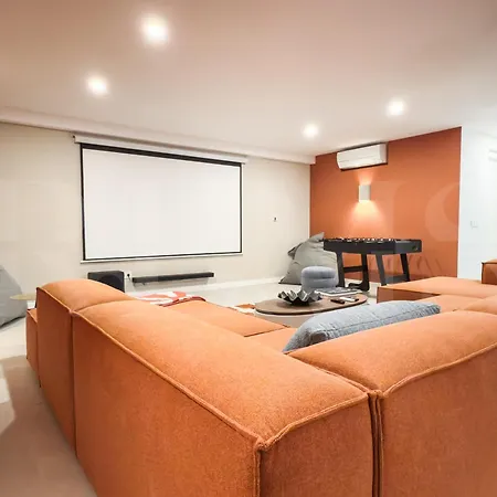 Вилла House With Private Rooftop Pool, Cinema, Gym Rems Торремолинос