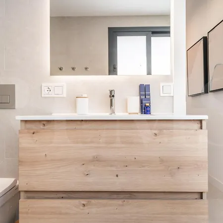 House With Private Rooftop Pool, Cinema, Gym Rems Торремолінос