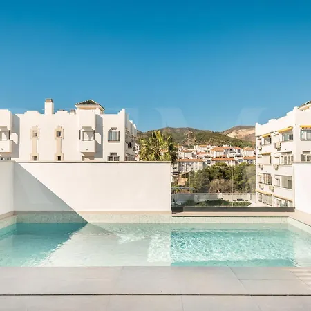 House With Private Rooftop Pool, Cinema, Gym Rems * טורמולינוס