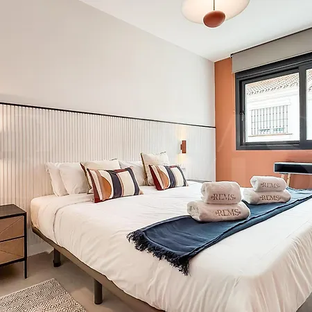 House With Private Rooftop Pool, Cinema, Gym Rems * Torremolinos